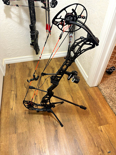 Mathews arc34 black bow - arc34,