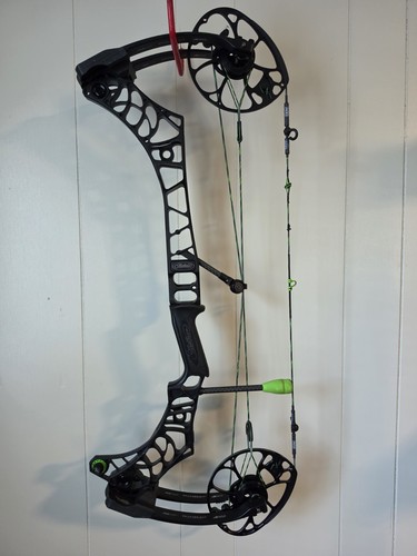 Mathews compound bow - 27,